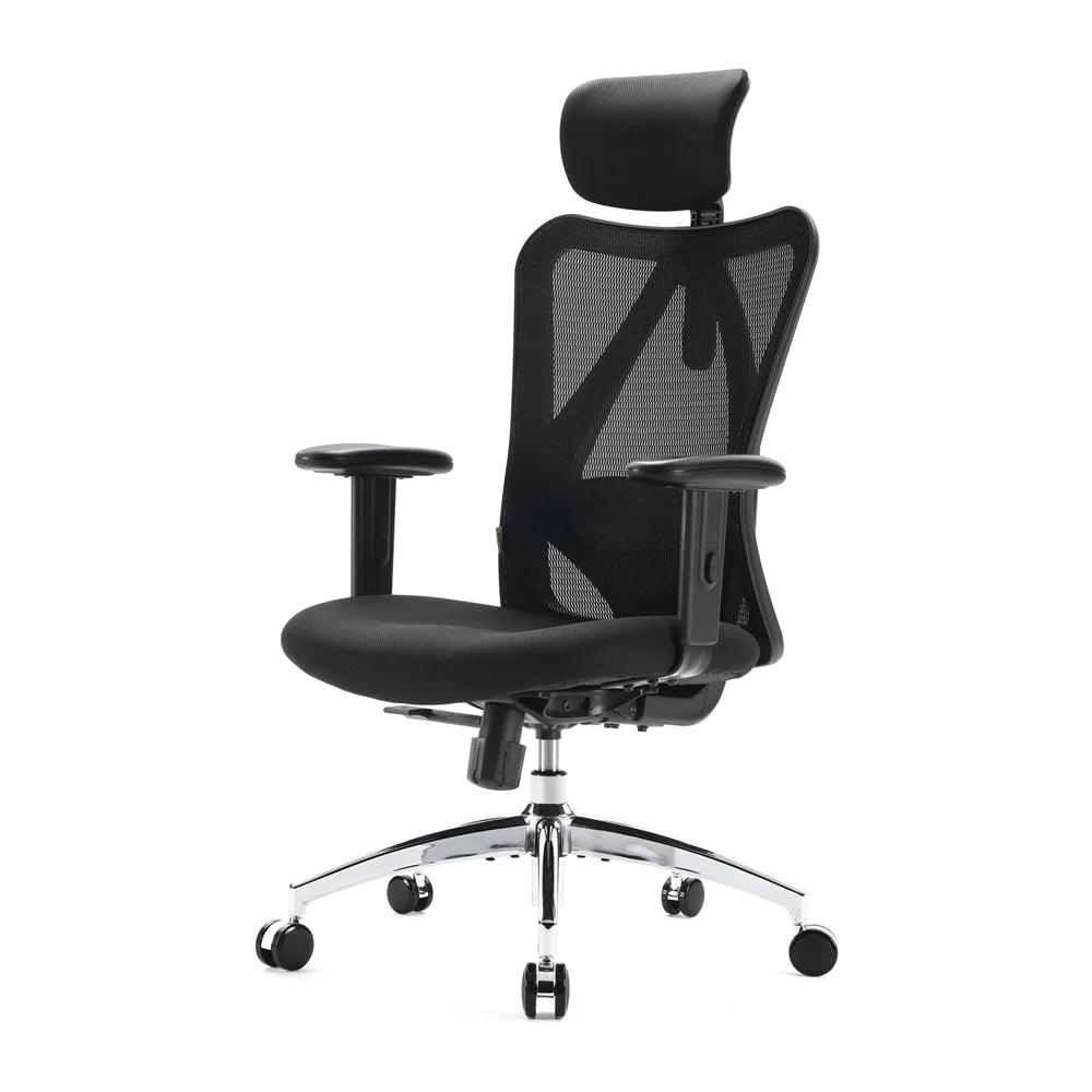 Silla SIHOO M18 sobre fondo blanco