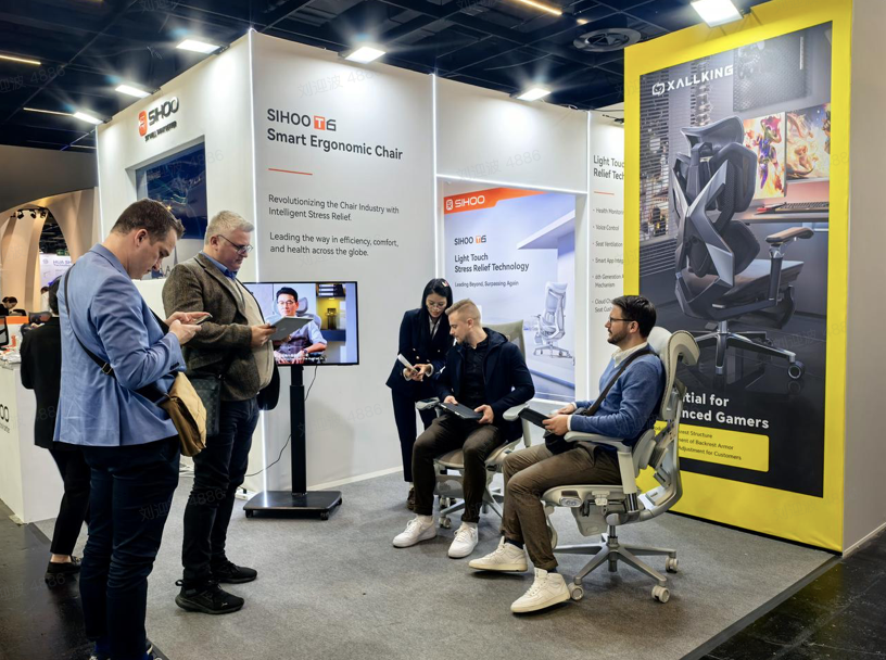 SIHOO Ergonomic Chair Debuts at ORGATEC in Germany